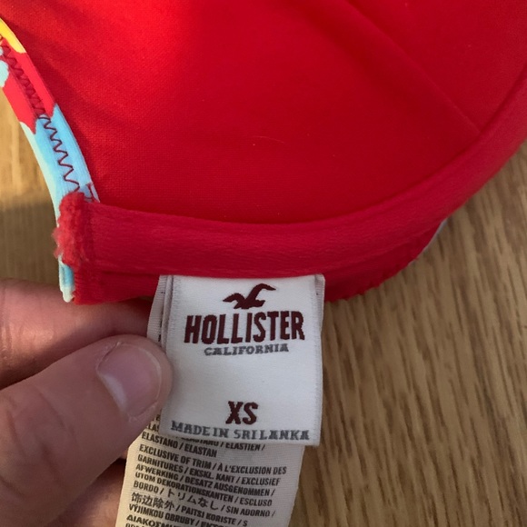 Hollister Floral Push Up Padded Halter Bikini Top - Picture 4 of 4